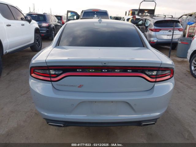 2C3CDXJG7NH214111 Dodge Charger Sxt Awd