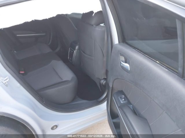 2C3CDXJG7NH214111 Dodge Charger Sxt Awd