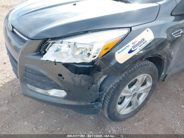 1FMCU9G92GUC79508 Ford ESCAPE SE