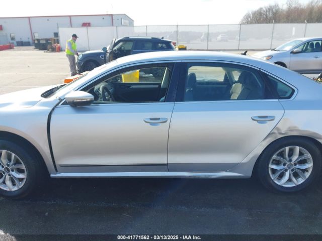 1VWAS7A37GC051937 Volkswagen Passat 1.8t S