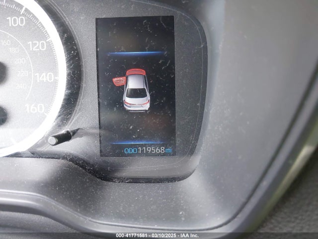 JTDEPRAE7LJ042552 Toyota COROLLA LE