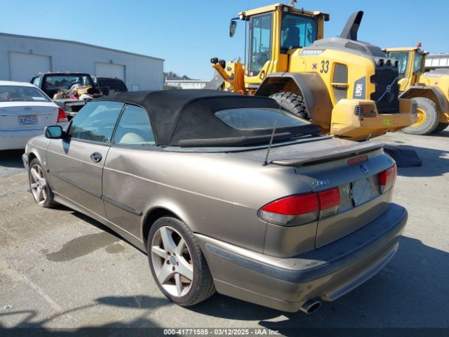 2002 SAAB 9-3 YS3DF78KX27003571 Photo 2