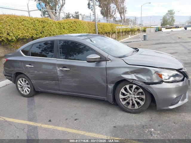 3N1AB7AP3JY221945 Nissan SENTRA SV