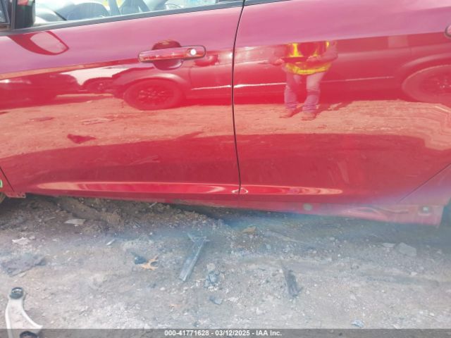 1FADP3F21GL280467 Ford FOCUS SE