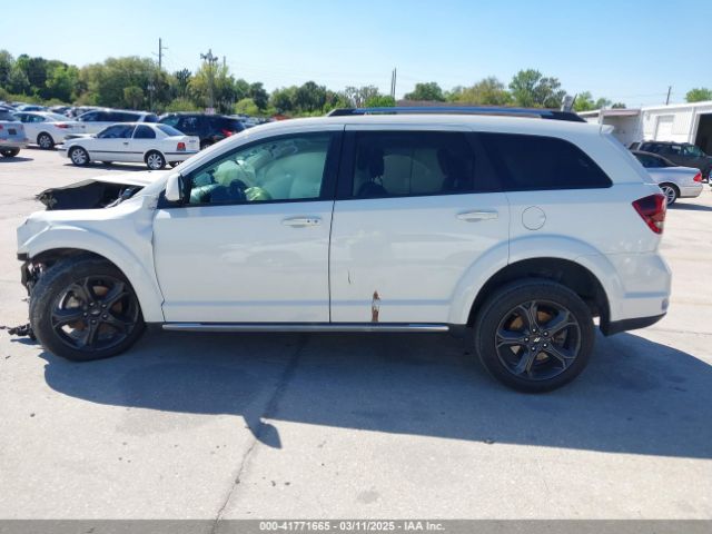 3C4PDCGBXLT264023 Dodge Journey Crossroad