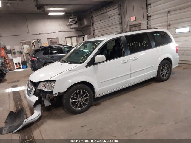 2C4RDGCGXHR735521 Dodge Grand Caravan Sxt