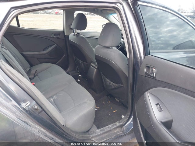 5XXGM4A76FG436462 KIA Optima Lx