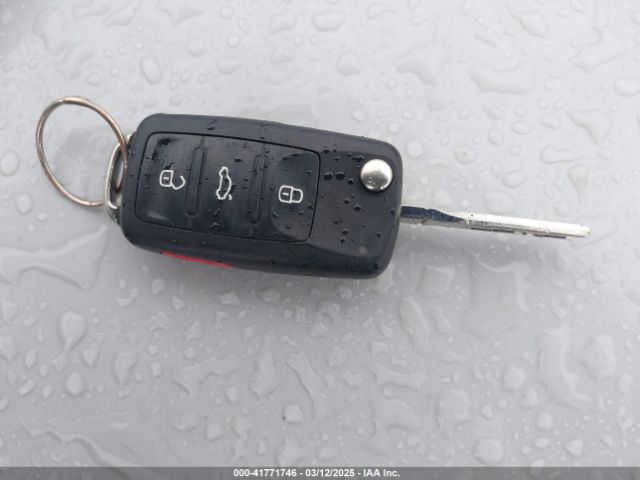 3VWLA7AJXFM293872 Volkswagen Jetta 2.0l Tdi S