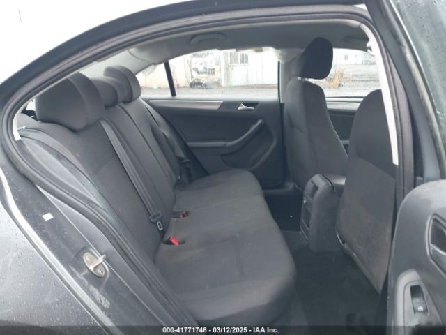 3VWLA7AJXFM293872 Volkswagen Jetta 2.0l Tdi S
