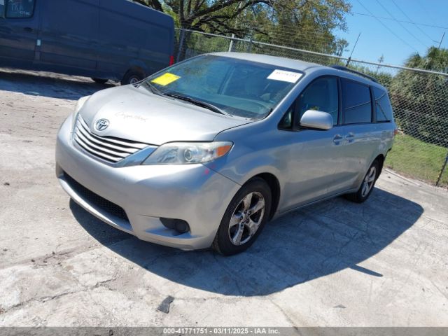 5TDKK3DC8GS728746 Toyota Sienna Le 8 Passenger