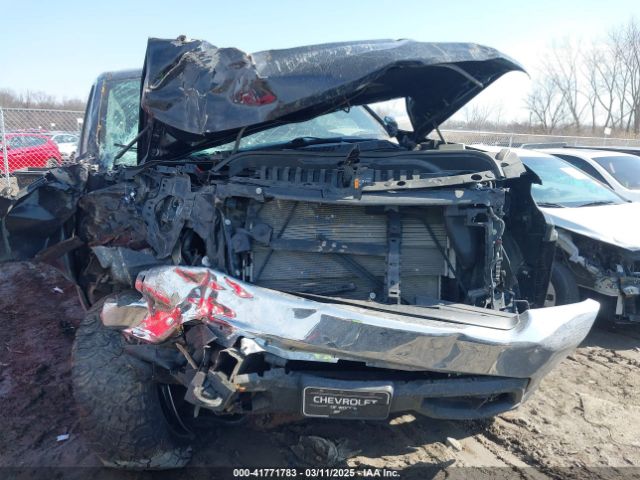 1GCUYDEDXKZ104149 Chevrolet Silverado 1500 Lt