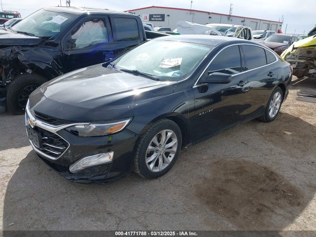 1G1ZD5ST3KF138642 Chevrolet MALIBU LT