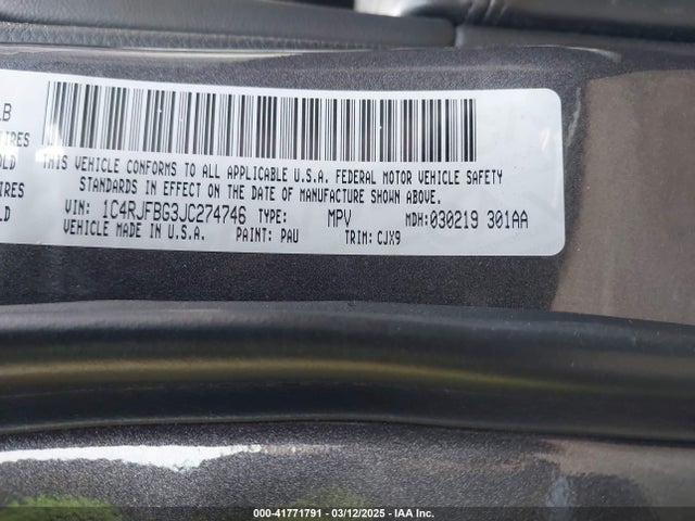 1C4RJFBG3JC274746 Jeep Grand Cherokee Limited 4x4