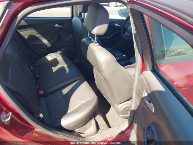 1FADP3F24FL294393 Ford FOCUS SE