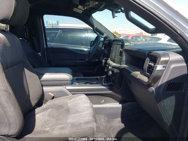 1FTFW2L51RKF56802 Ford F-150 Stx