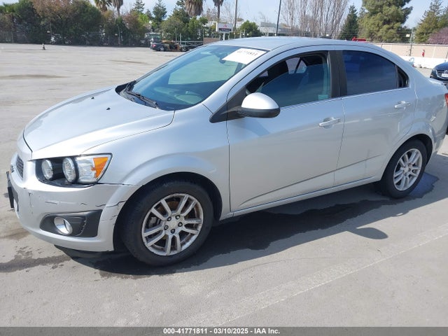 1G1JC5SG6F4217663 Chevrolet Sonic Lt Auto
