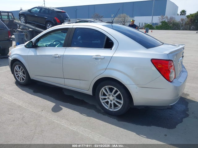 1G1JC5SG6F4217663 Chevrolet Sonic Lt Auto