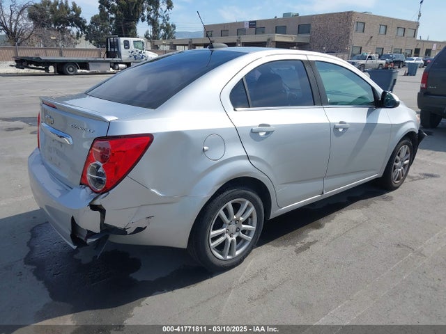 1G1JC5SG6F4217663 Chevrolet Sonic Lt Auto