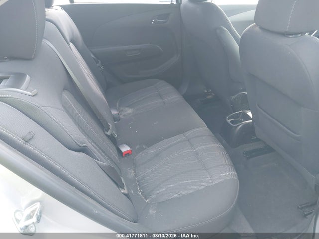 1G1JC5SG6F4217663 Chevrolet Sonic Lt Auto