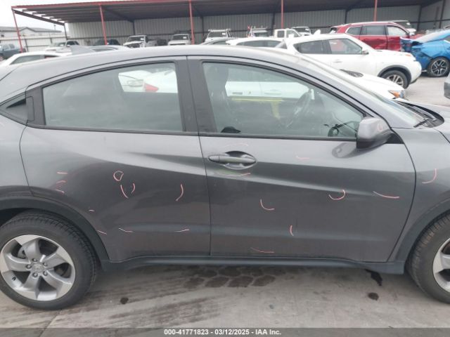 3CZRU5H36MM715613 Honda Hr-v 2wd Lx