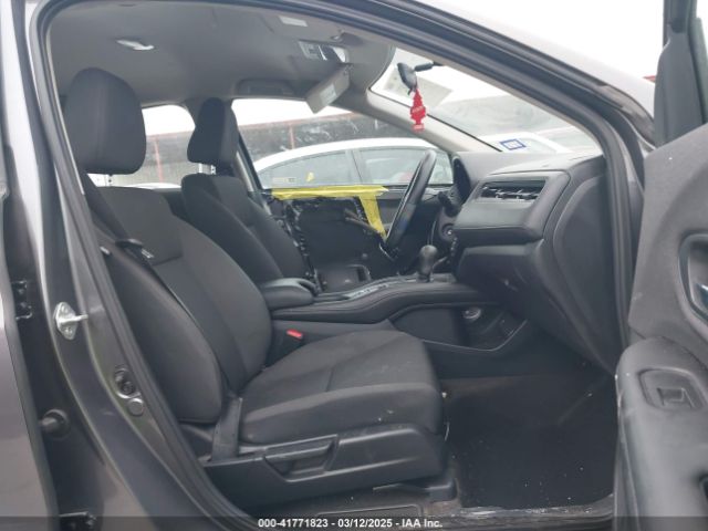 3CZRU5H36MM715613 Honda Hr-v 2wd Lx