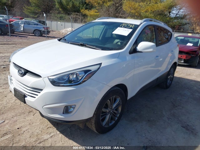 KM8JUCAG0EU926500 Hyundai TUCSON SE