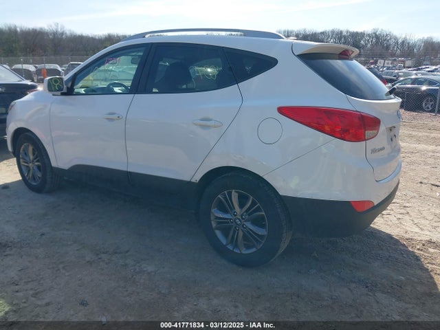 KM8JUCAG0EU926500 Hyundai TUCSON SE