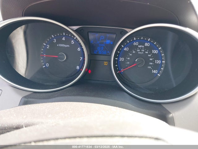 KM8JUCAG0EU926500 Hyundai TUCSON SE