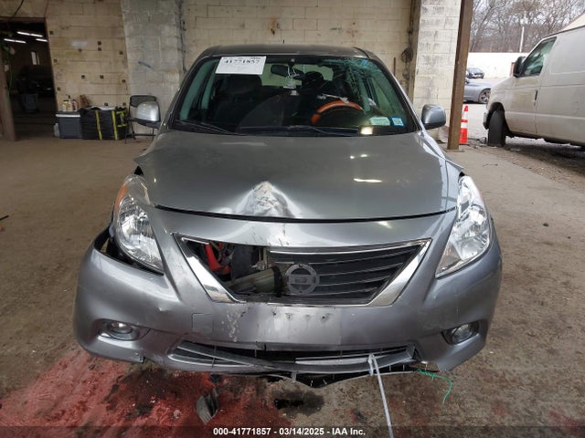 3N1CN7AP4EL853890 Nissan Versa 1.6 Sv