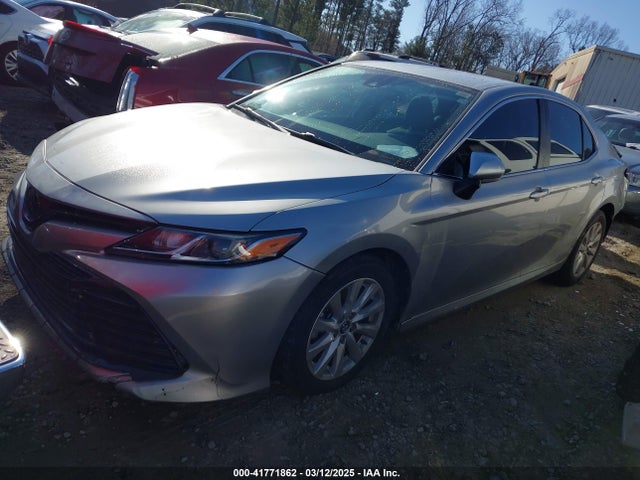 4T1B11HK2KU822484 Toyota CAMRY LE