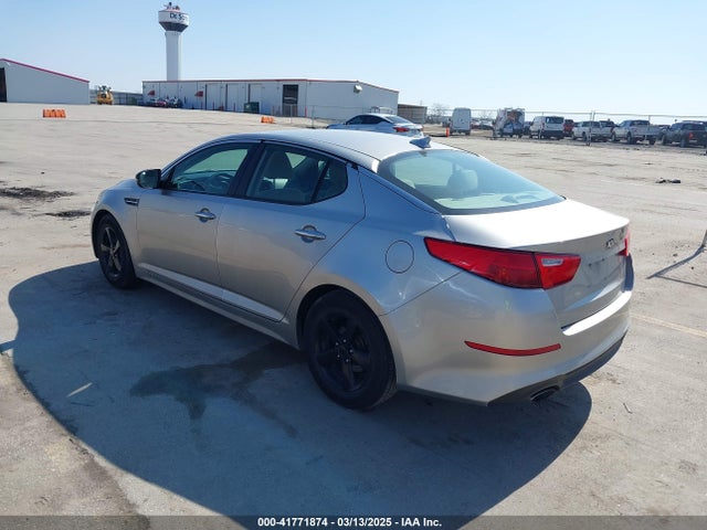 5XXGM4A78FG477630 KIA Optima Lx