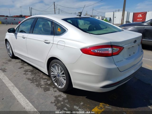 3FA6P0HD4GR134068 Ford FUSION SE