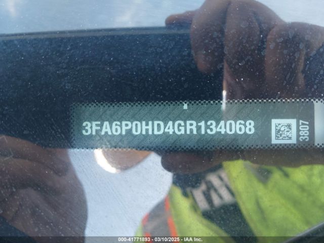 3FA6P0HD4GR134068 Ford FUSION SE