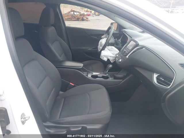 1G1ZB5ST1JF166749 Chevrolet Malibu 1ls