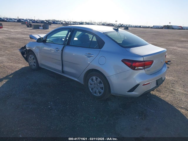 3KPA24AD9PE618894 KIA RIO LX