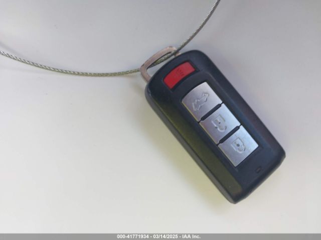 JA4JZ4AX8EZ016070 Mitsubishi OUTLANDER GT