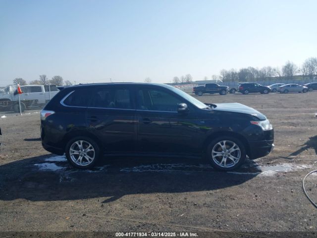 JA4JZ4AX8EZ016070 Mitsubishi OUTLANDER GT