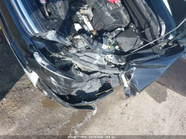 JA4JZ4AX8EZ016070 Mitsubishi OUTLANDER GT