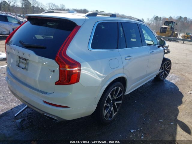2018 VOLVO XC90 YV4A22PK0J1326147 Photo 3