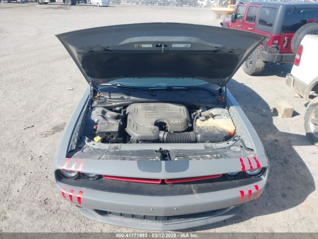 2C3CDZAG6HH519129 Dodge Challenger Sxt