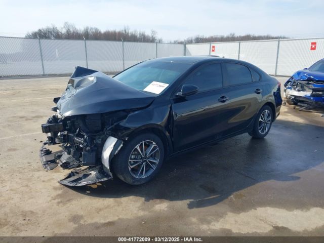 3KPF24AD8PE588678 KIA Forte Lxs