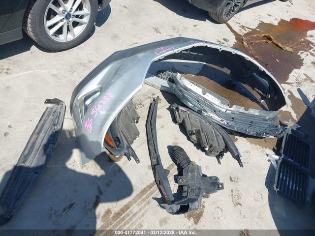 3GNAXHEV3KS619777 Chevrolet EQUINOX LS