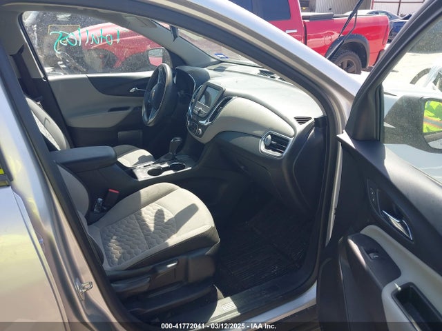 3GNAXHEV3KS619777 Chevrolet EQUINOX LS