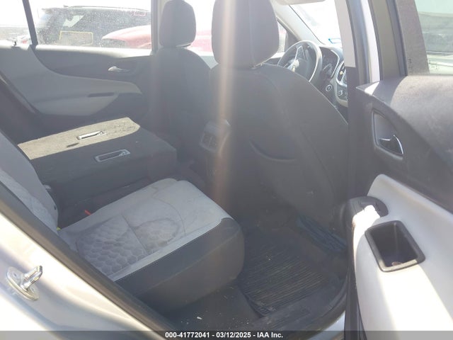 3GNAXHEV3KS619777 Chevrolet EQUINOX LS