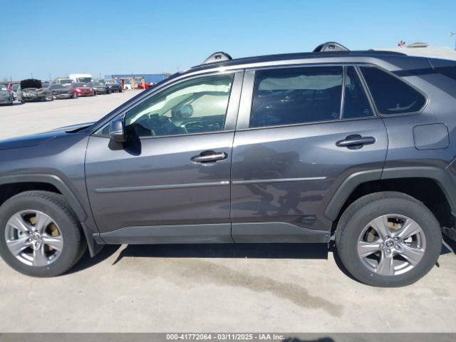 JTMRWRFV8RJ060533 Toyota Rav4 Hybrid Xle
