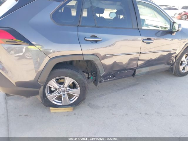 JTMRWRFV8RJ060533 Toyota Rav4 Hybrid Xle