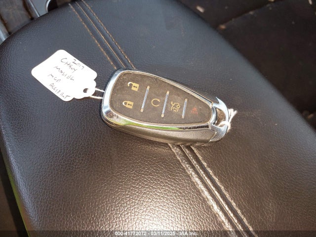 1G1ZE5ST5HF211046 Chevrolet MALIBU 1LT