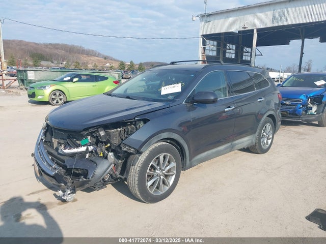KM8SMDHF1HU232085 Hyundai Santa Fe Se