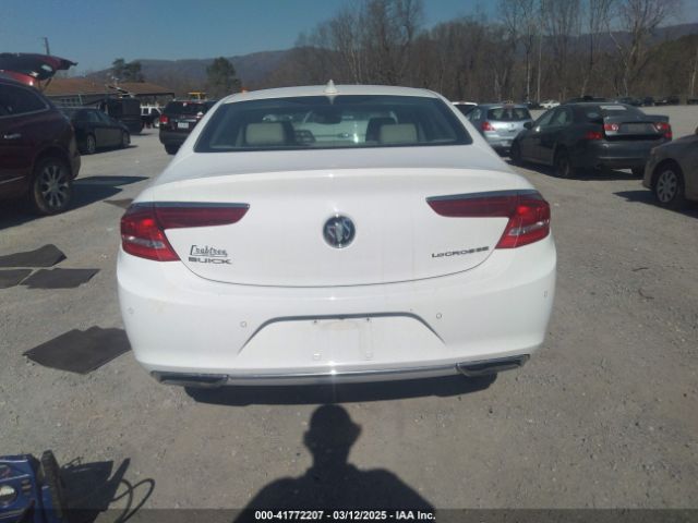 1G4ZP5SS2HU210663 Buick Lacrosse Essence