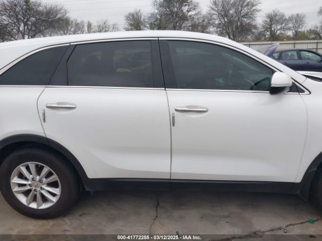 5XYPG4A38KG555012 KIA Sorento 2.4l Lx
